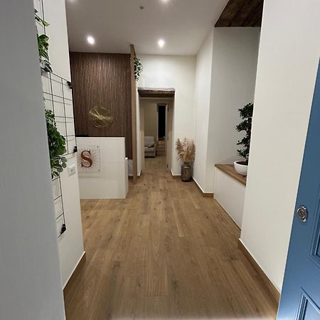 נאפולי Somnia Luxury Rooms מראה חיצוני תמונה