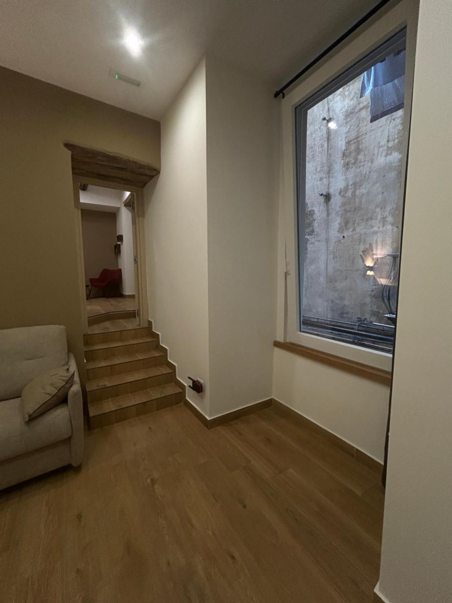נאפולי Somnia Luxury Rooms מראה חיצוני תמונה