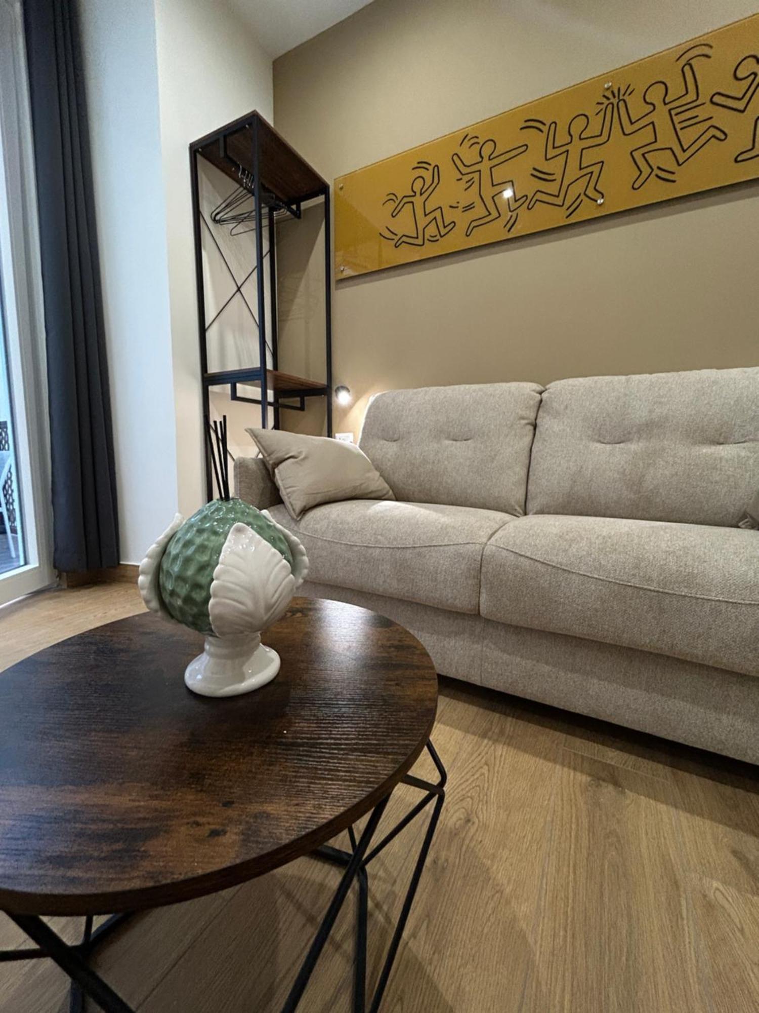 נאפולי Somnia Luxury Rooms מראה חיצוני תמונה