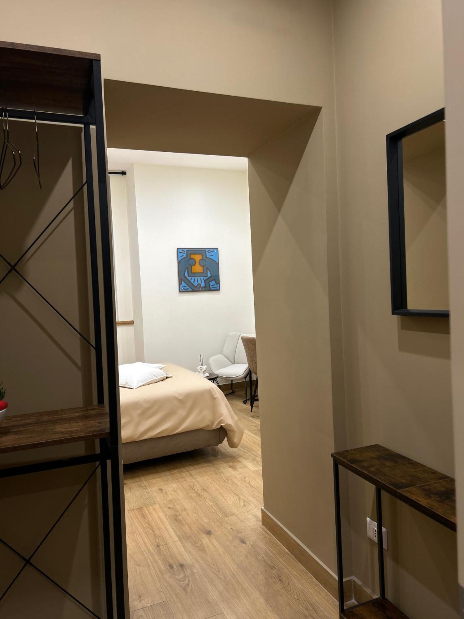 נאפולי Somnia Luxury Rooms מראה חיצוני תמונה