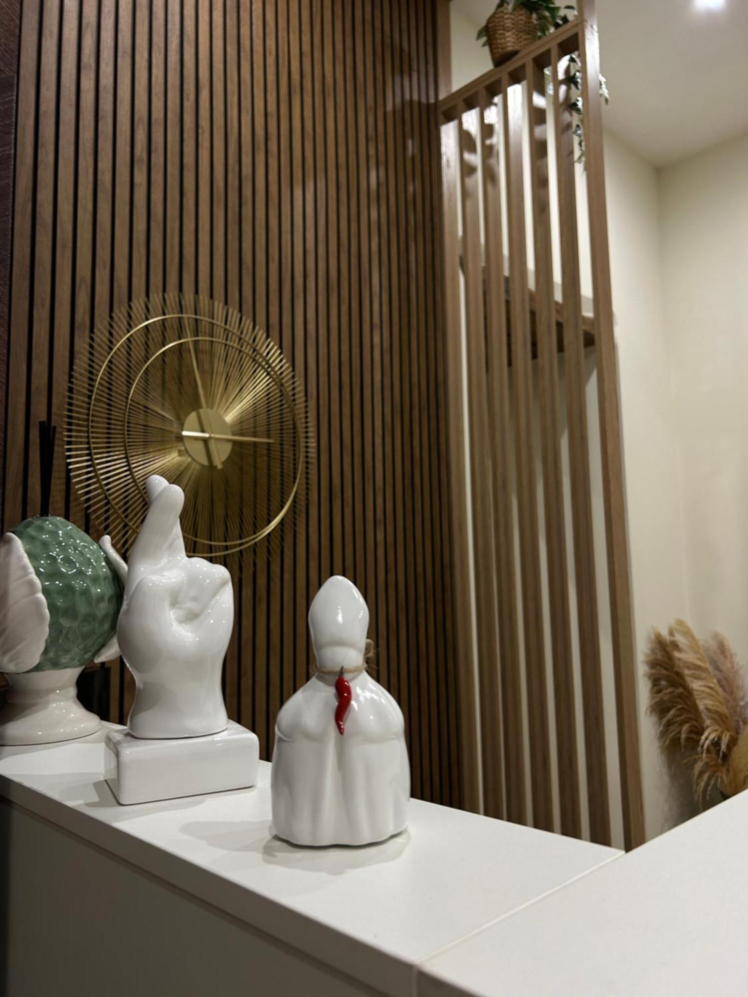 נאפולי Somnia Luxury Rooms מראה חיצוני תמונה