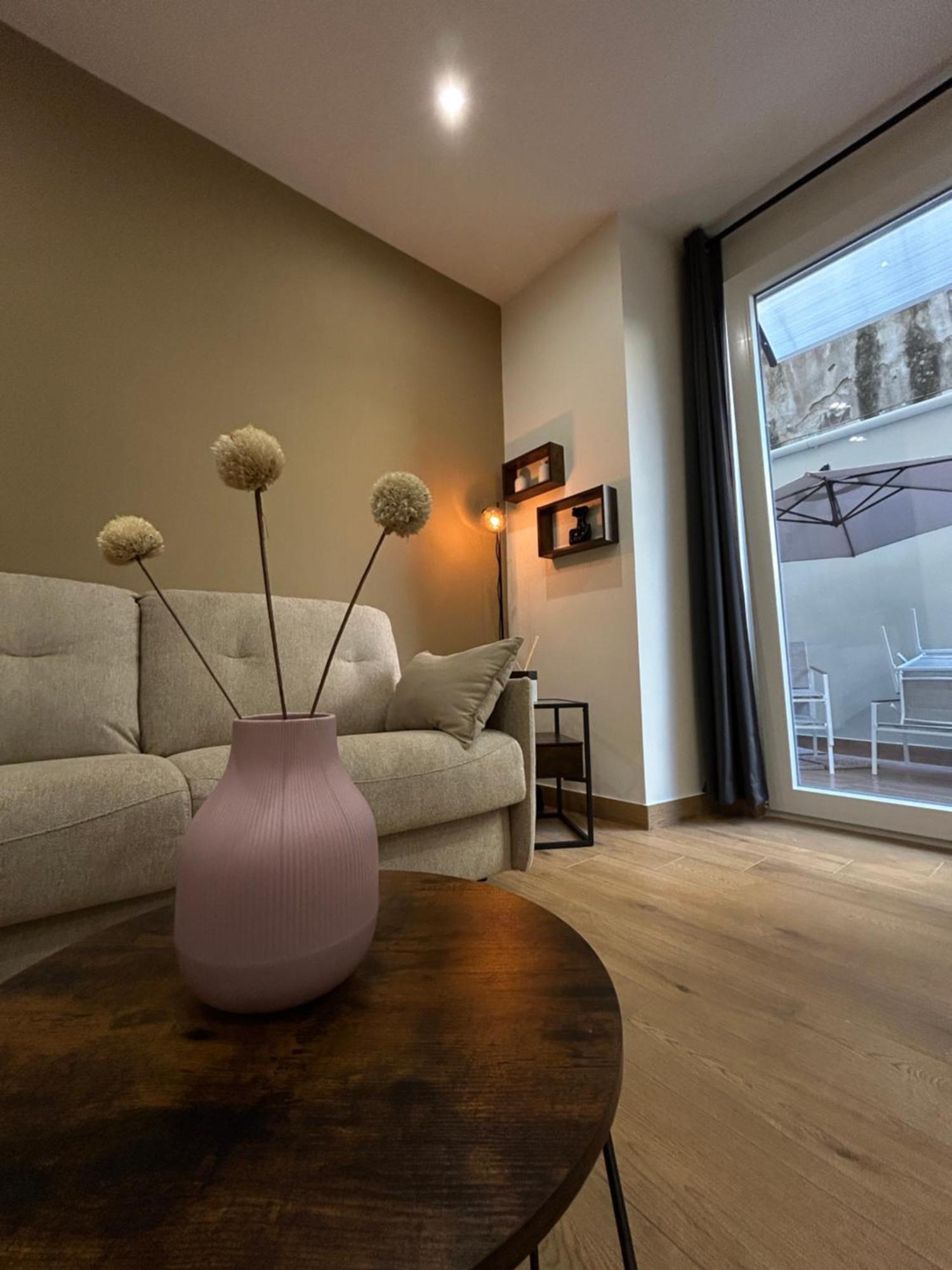 נאפולי Somnia Luxury Rooms מראה חיצוני תמונה
